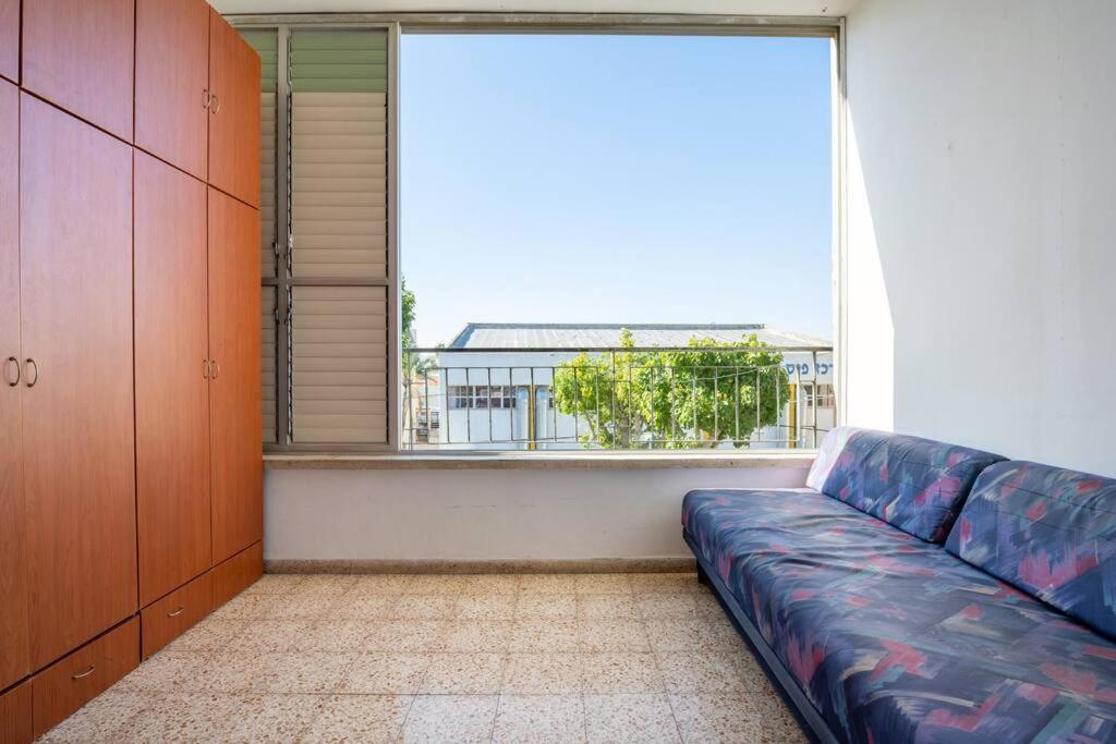 טאוב דירות אירוח, אירוח מכל הלב, דירה גדולה ופרטית, ניתן להגיע בכל שעות היממה! Hospitality From The Heart, A Large And Private Accommodation Apartment, Available 24 Hours! Qiryat Ata Luaran gambar